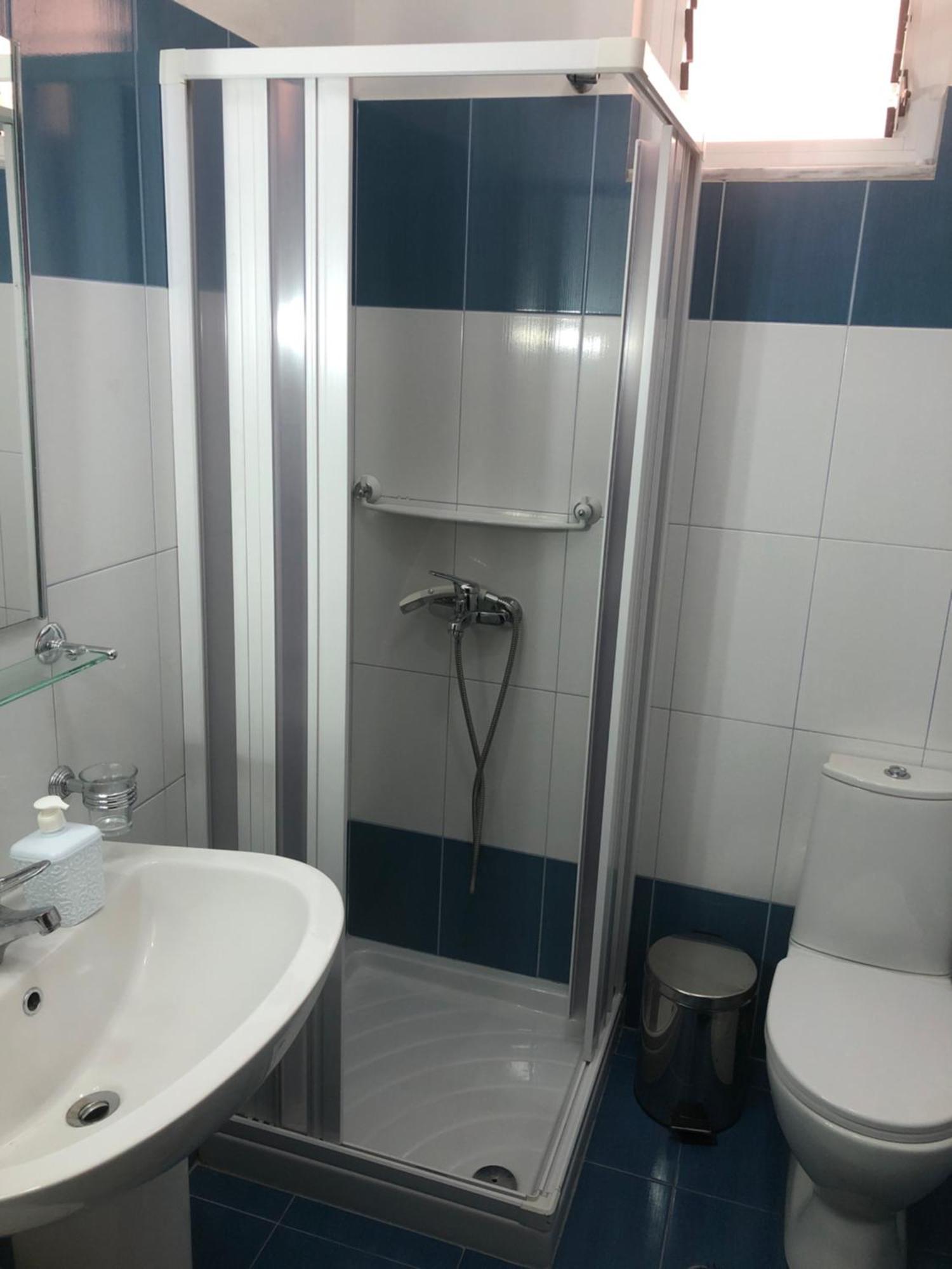 Christos Apartments Sarande Bagian luar foto